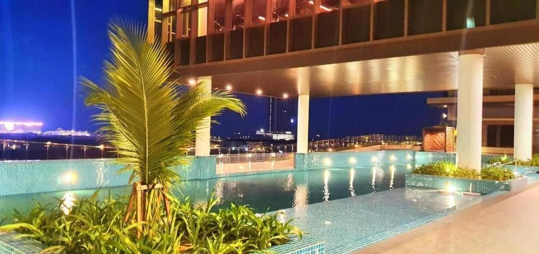 Jrv Hotelstyle Homestay Melaka Екстериор снимка